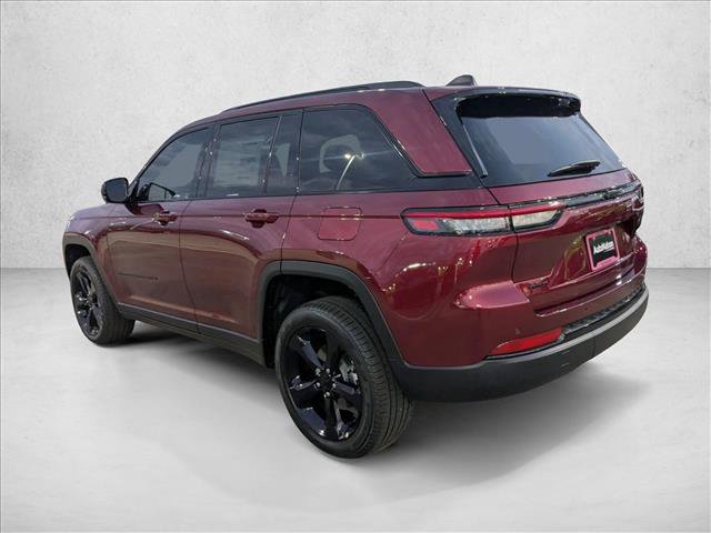 New 2025 Jeep Grand Cherokee Limited w/ Black Appearance Package image 9