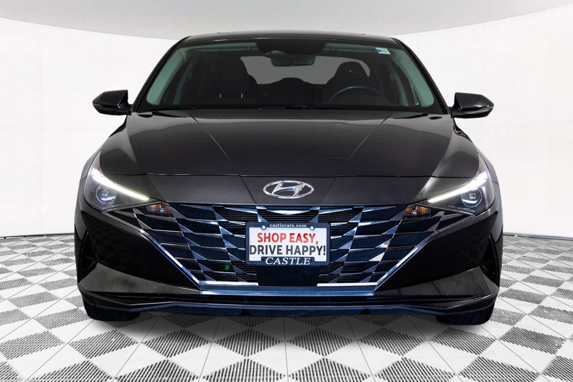 Used 2022 Hyundai Elantra SEL w/ Convenience + Premium Package FWD image 7