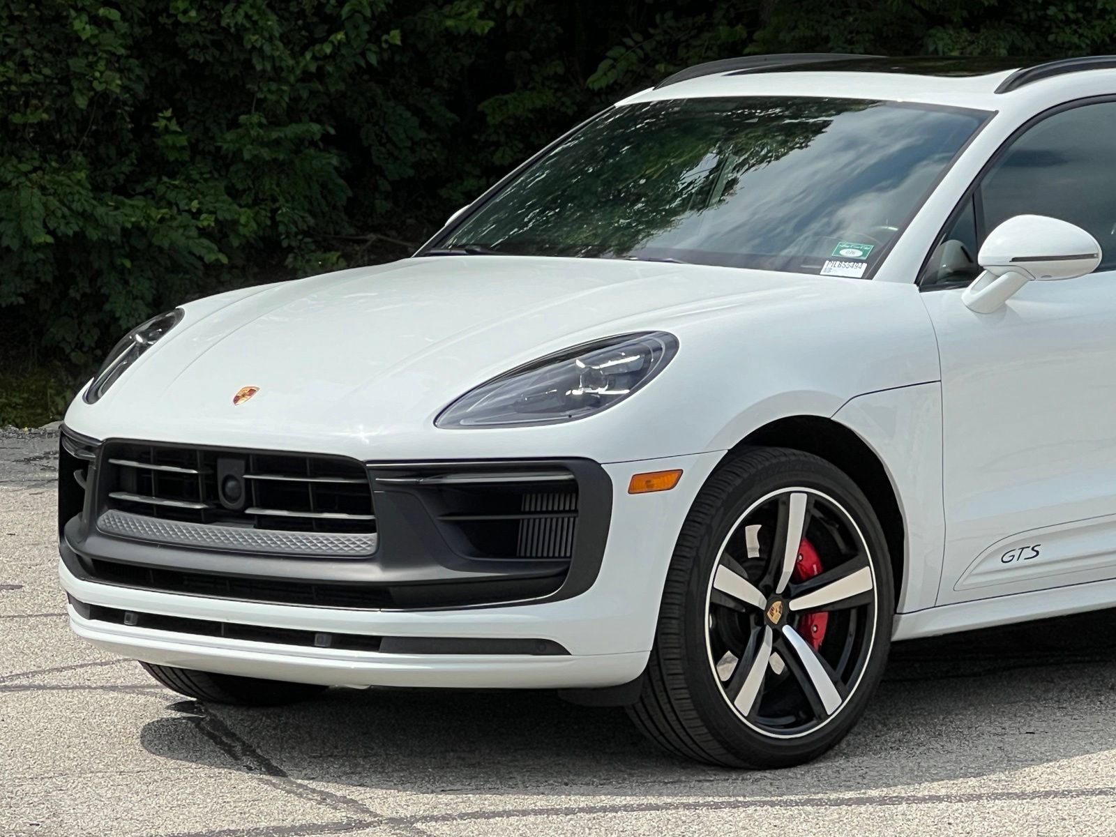 Certified 2024 Porsche Macan GTS AWD/4WD image 12
