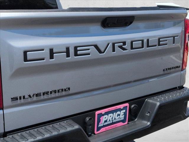 Used 2025 Chevrolet Silverado 1500 Custom Trail Boss w/ Turbomax Blackout Package AWD/4WD image 30