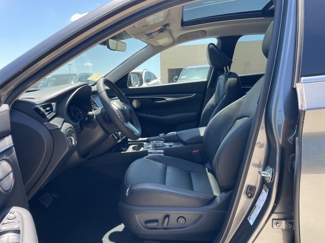 New 2025 INFINITI QX50 Luxe image 25