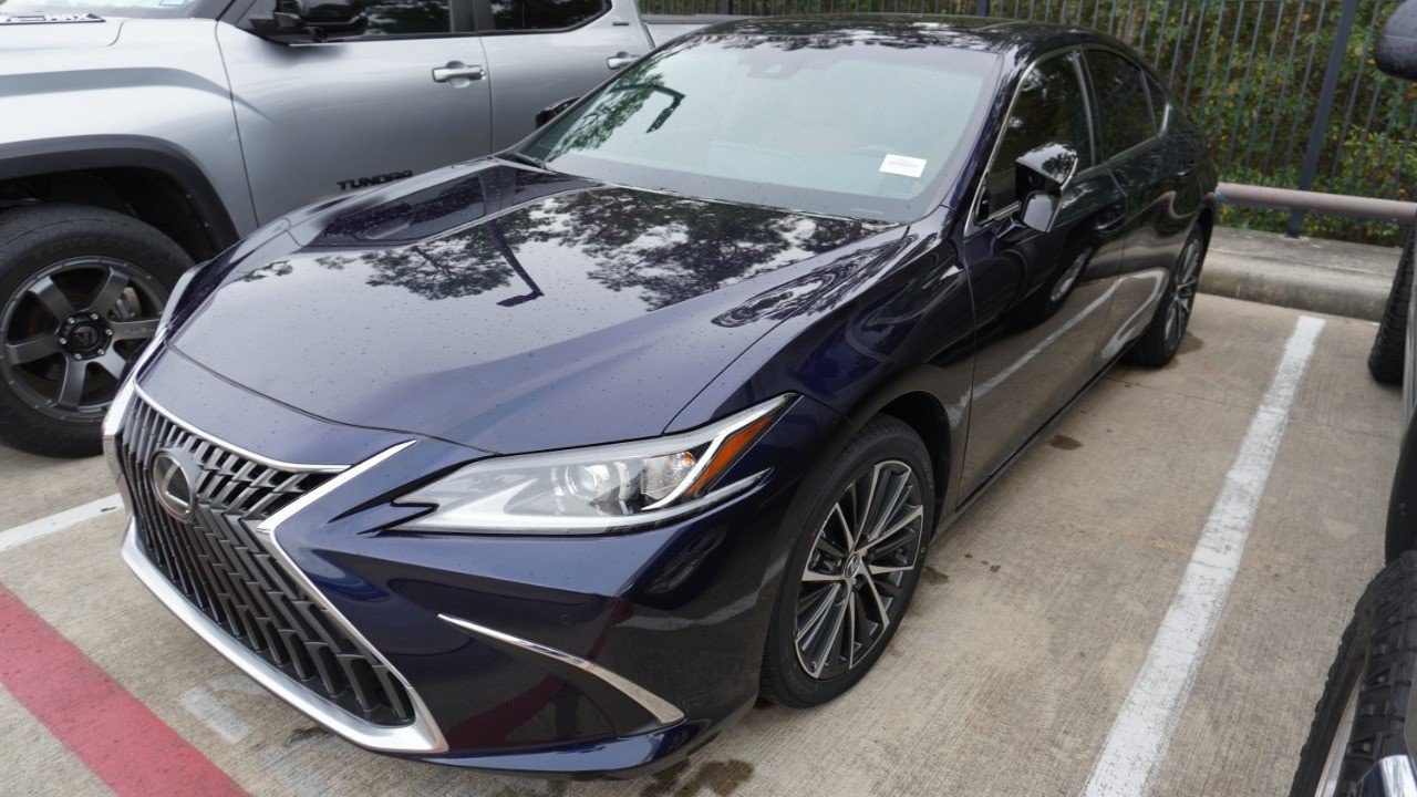 Certified 2023 Lexus ES 350 w/ Premium Package FWD image 4