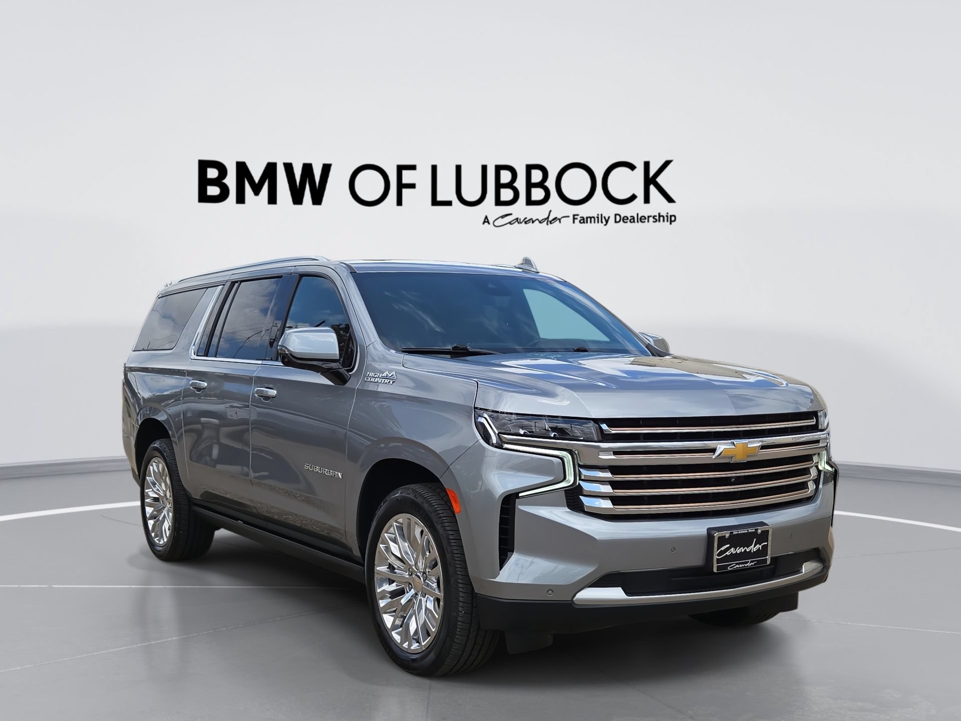 Used 2024 Chevrolet Suburban High Country w/ Premium Package 2