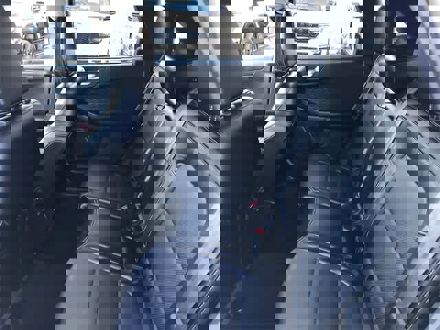 Used 2020 Ford Escape Titanium image 26