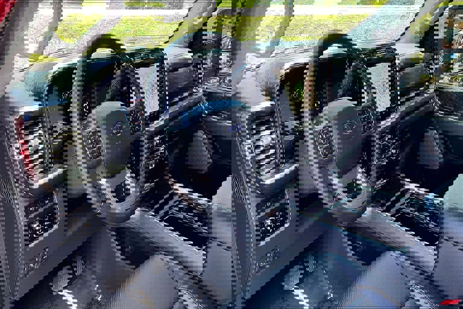 Used 2024 Ford F250 Lariat w/ Tremor Off-Road Package image 14