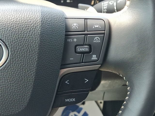 Used 2025 Toyota Camry SE w/ Convenience Package AWD/4WD image 20
