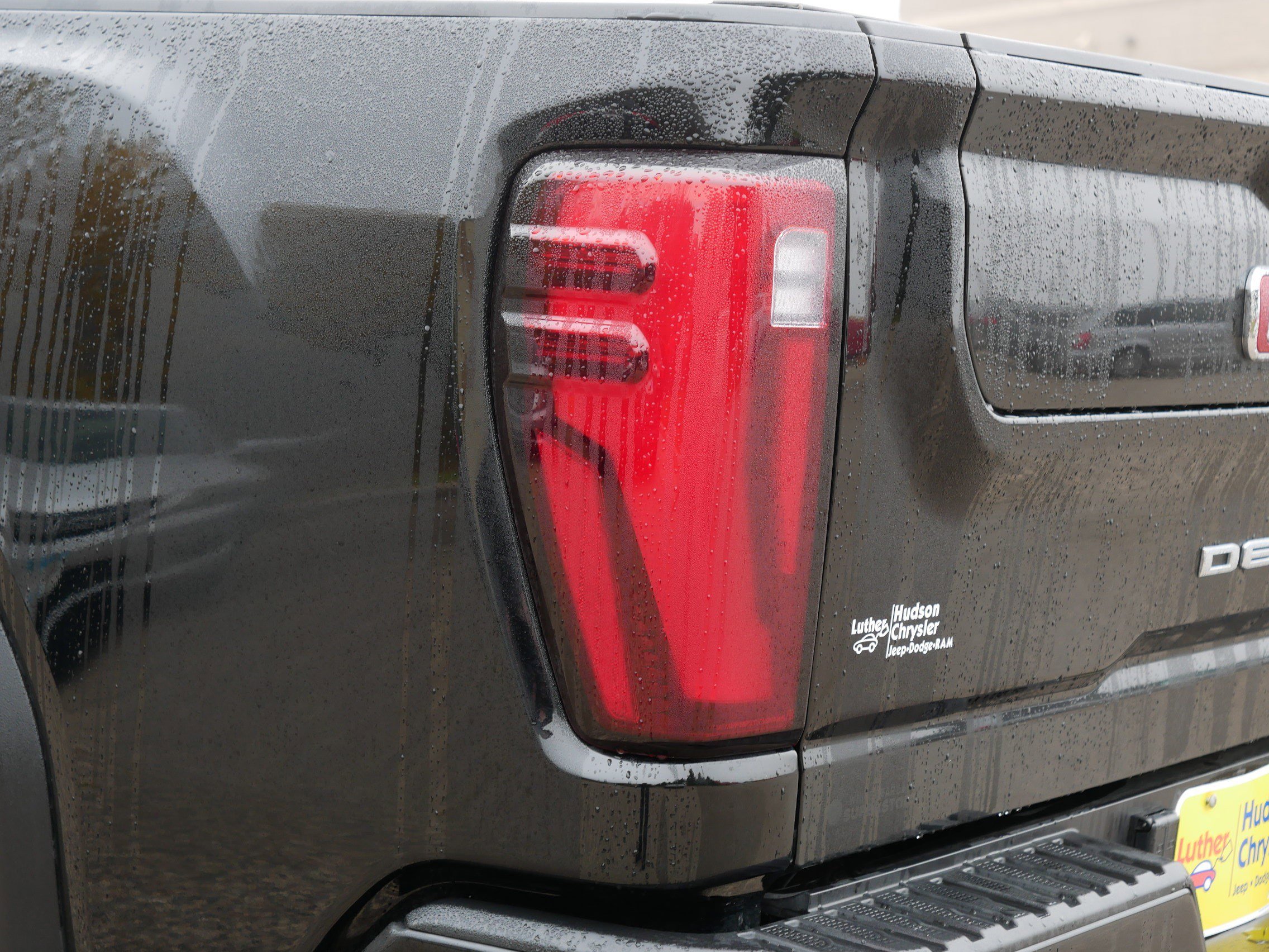 Used 2024 GMC Sierra 3500 Denali w/ Denali Reserve Package image 17