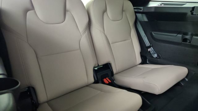 New 2026 Volvo XC90 T8 Plus w/ Protection Package AWD/4WD image 34