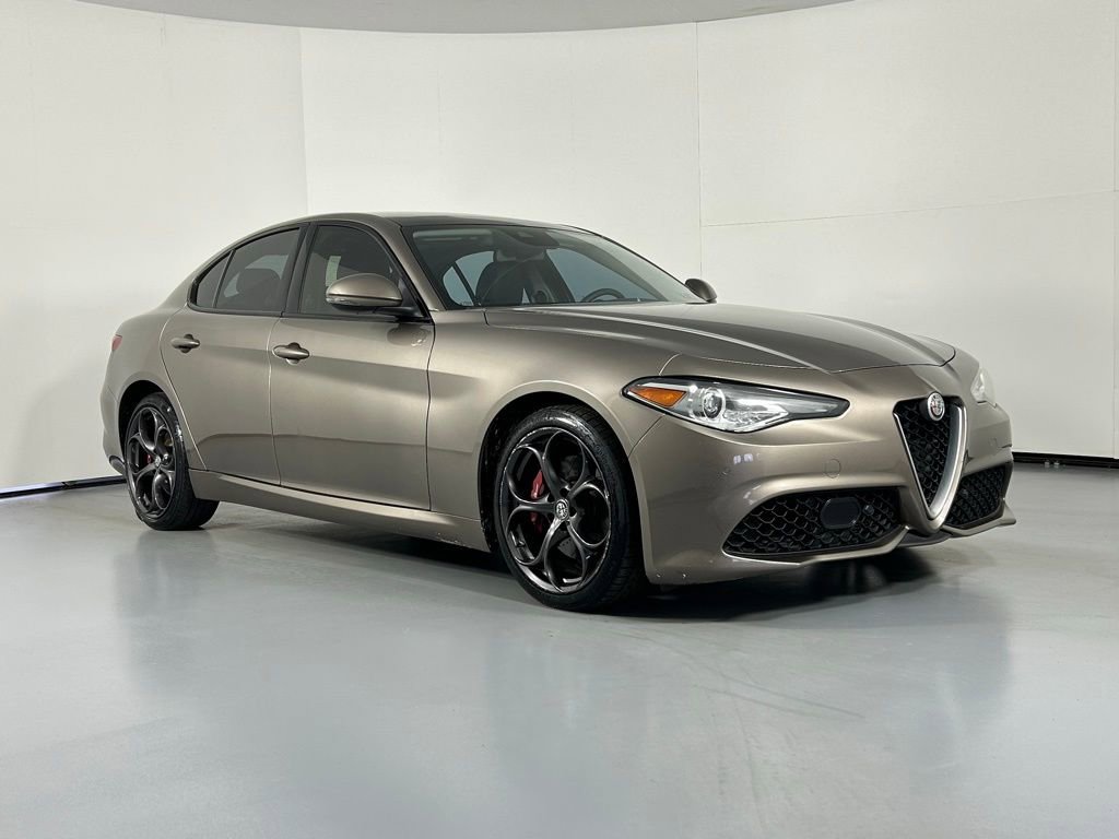 Used 2019 Alfa Romeo Giulia Ti Sport w/ Quick Order Package 22S Sport image 1