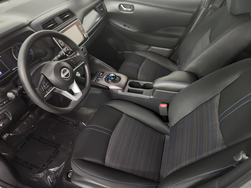 Used 2025 Nissan Leaf S FWD image 12