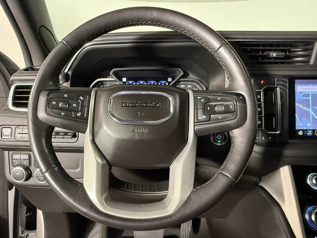 Used 2021 GMC Yukon Denali w/ Denali Premium Package AWD/4WD image 31