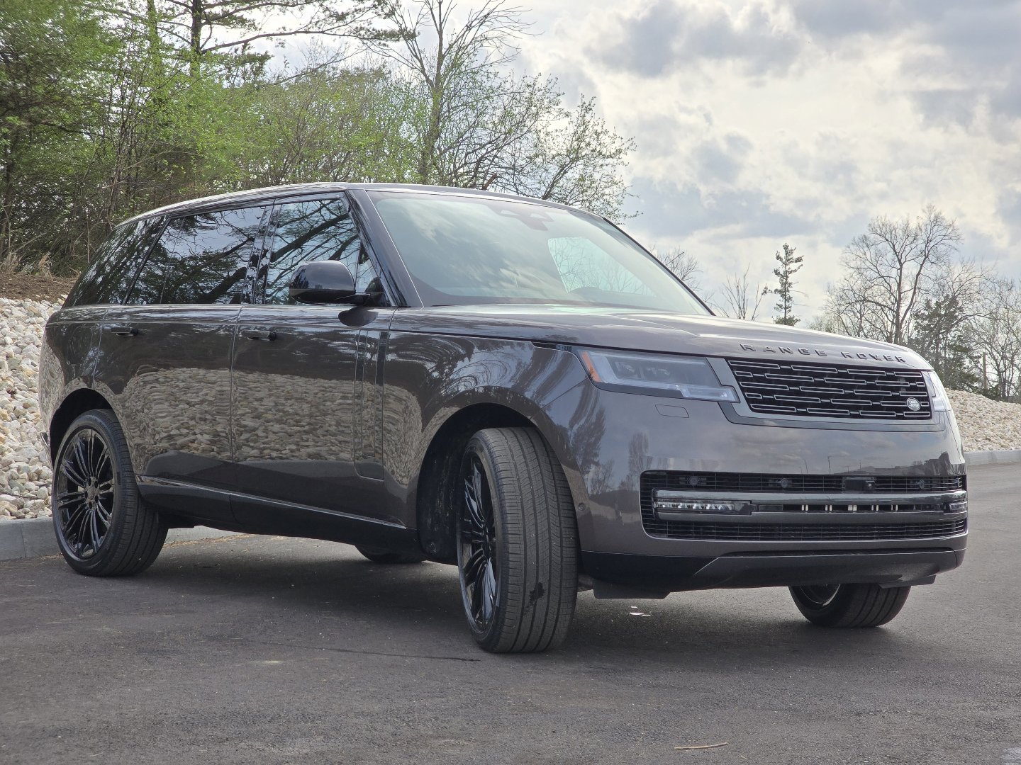 New 2026 Land Rover Range Rover Long Wheelbase SE image 26