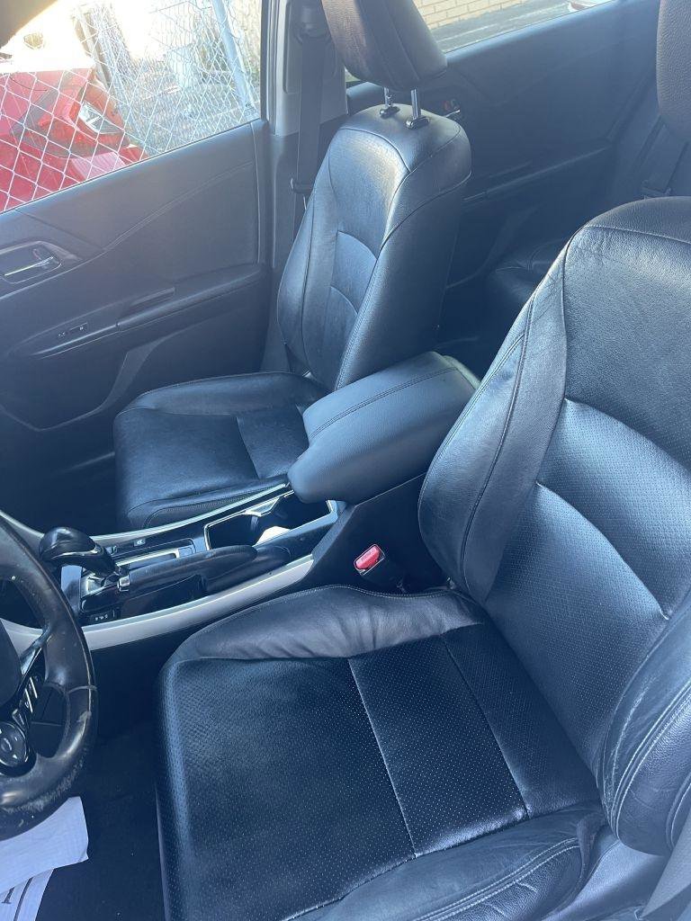 Used 2017 Honda Accord EX-L image 6