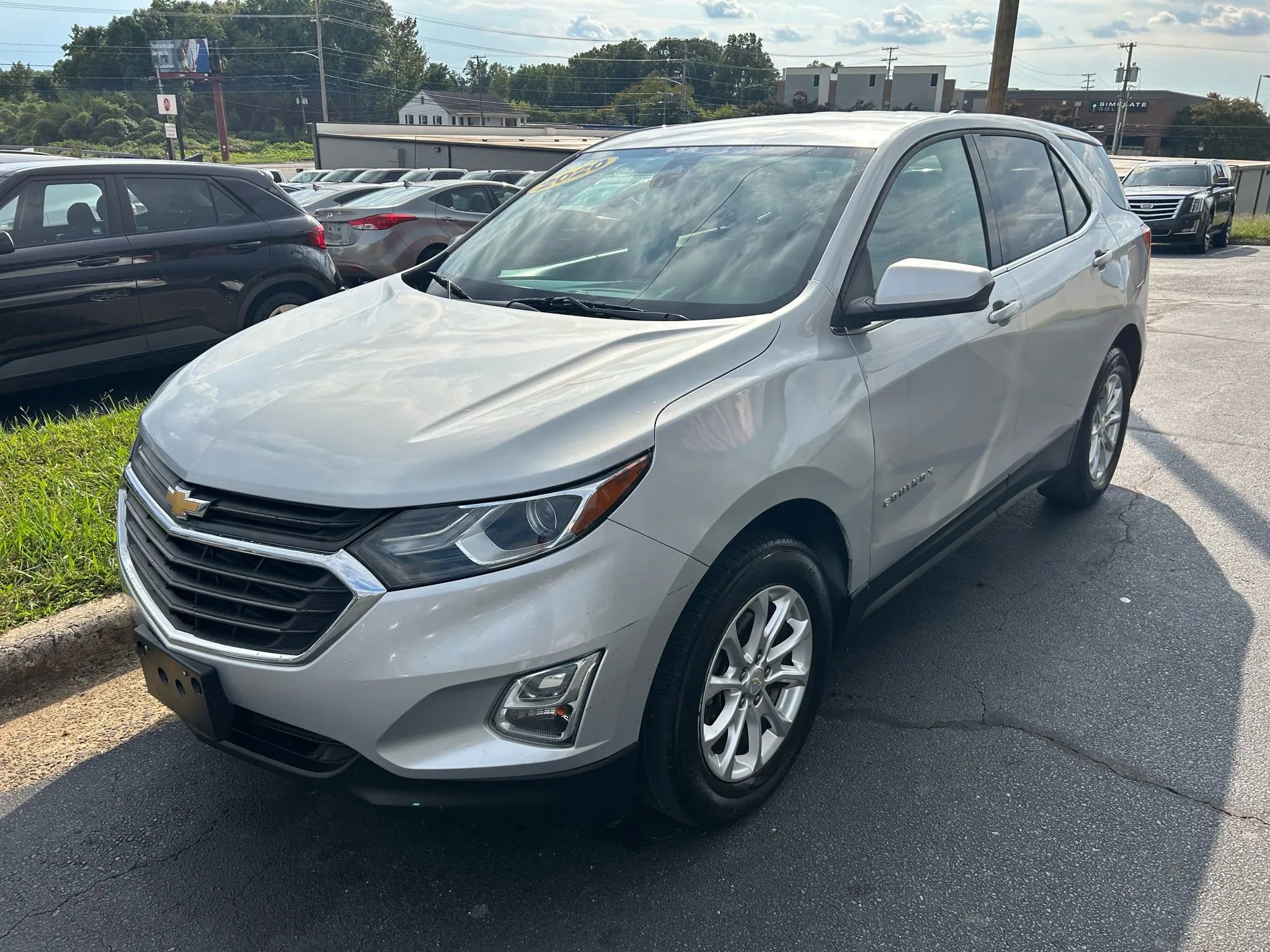 Used 2020 Chevrolet Equinox LT image 3