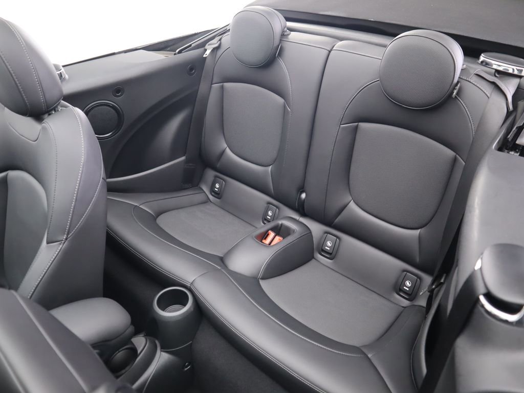 Used 2023 MINI Cooper S image 29