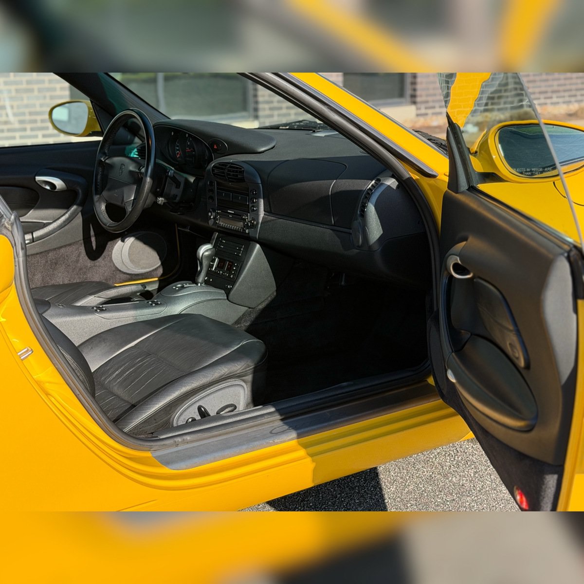 Used 1999 Porsche 911 Cabriolet image 9