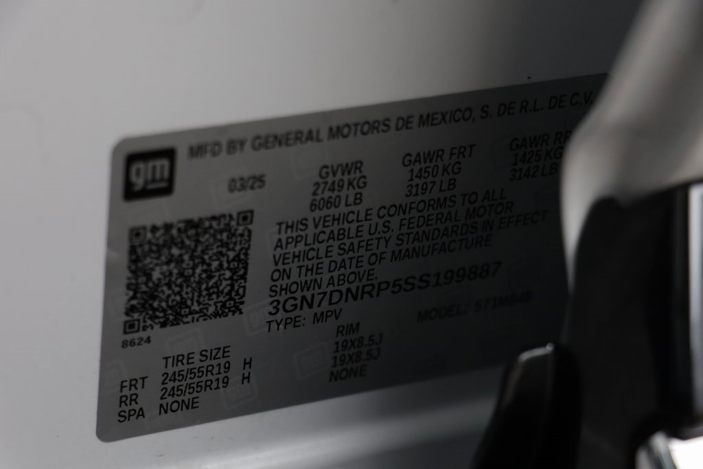 Certified 2025 Chevrolet Equinox EV LT image 25