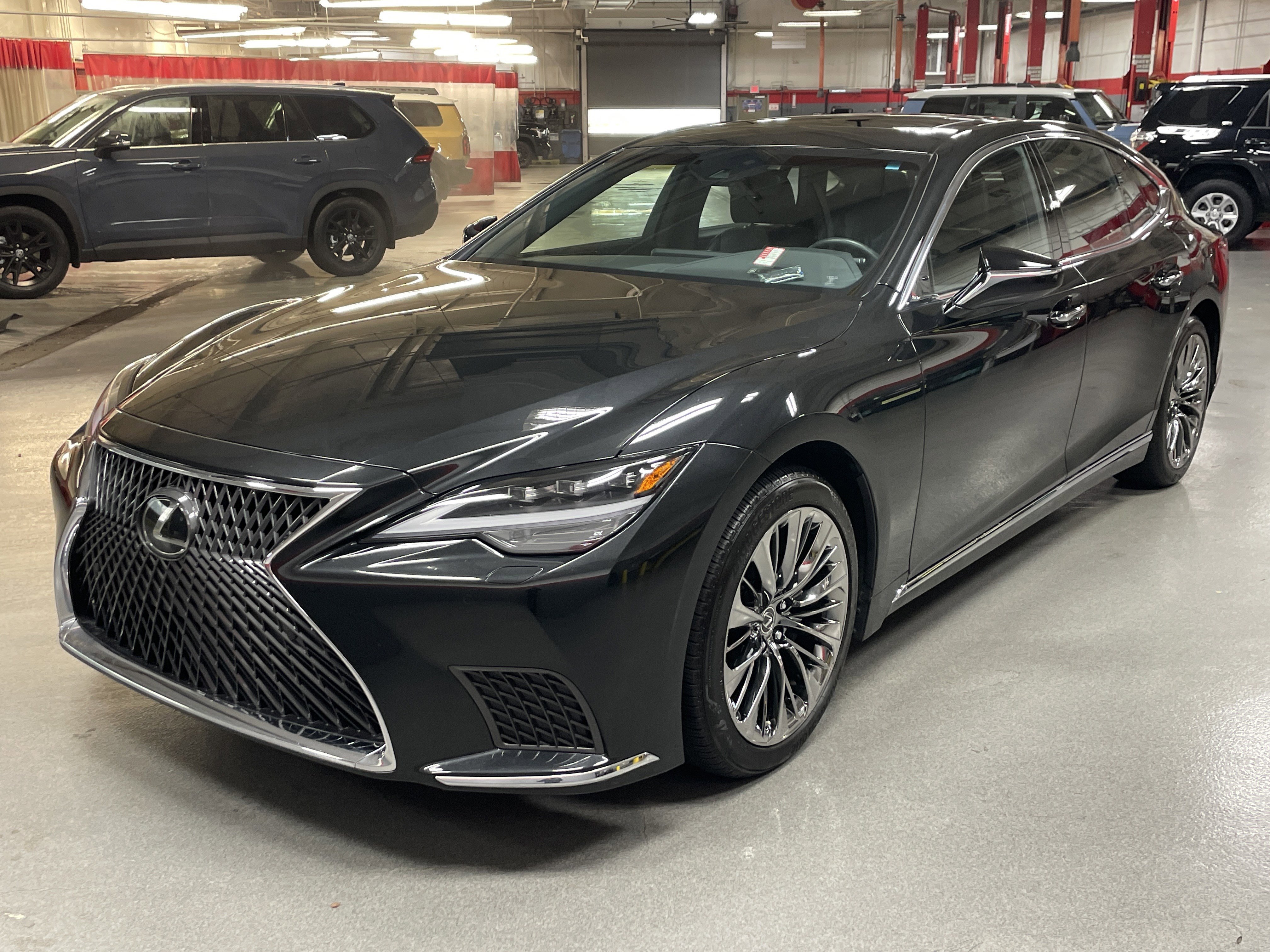 Used 2021 Lexus LS 500 image 5
