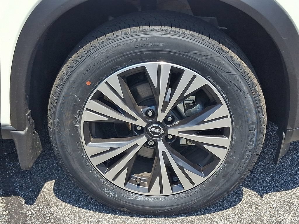 Certified 2023 Nissan Rogue SV AWD/4WD image 9