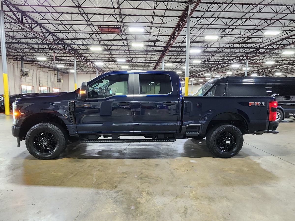 Used 2024 Ford F250 XL w/ STX Appearance Package AWD/4WD image 7