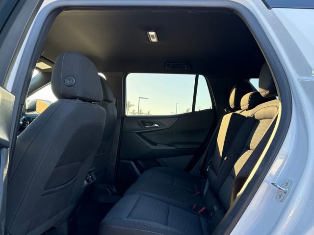 Used 2025 Chevrolet Equinox LT image 13