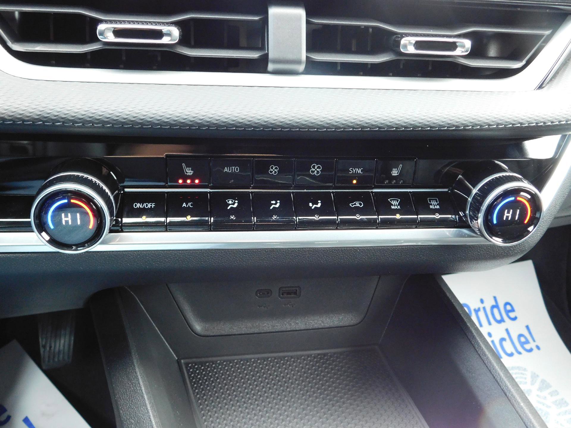 New 2026 Chevrolet Equinox LT w/ Convenience Package II image 38