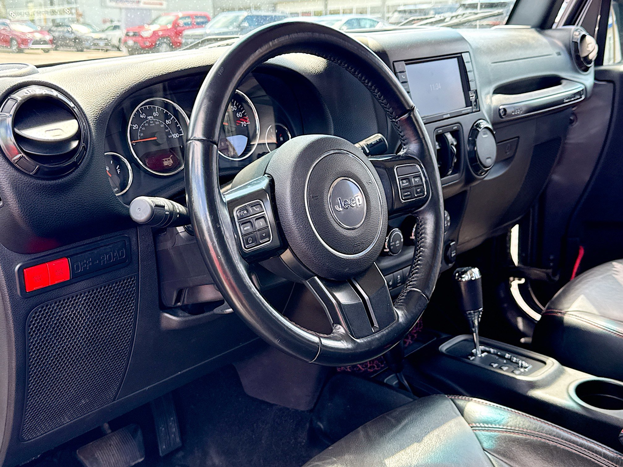 Used 2017 Jeep Wrangler Unlimited Rubicon AWD/4WD image 5
