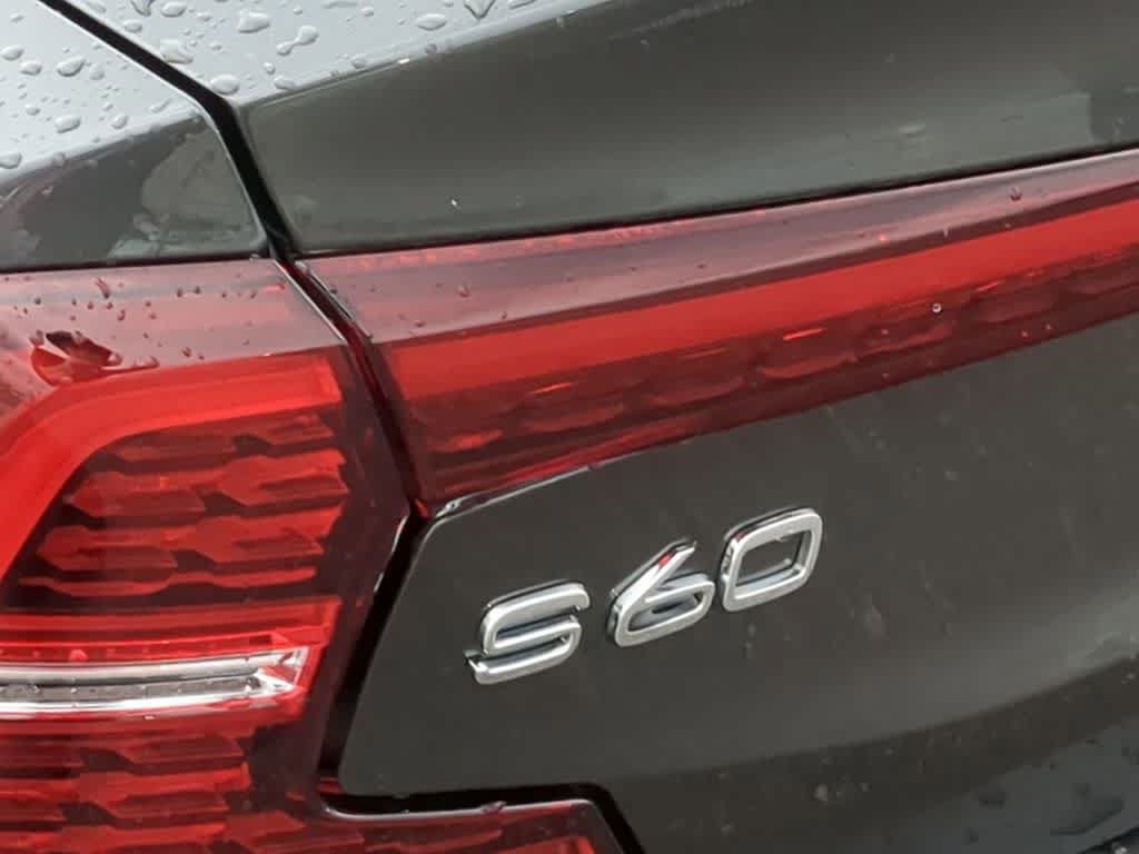 Certified 2025 Volvo S60 T8 Plus AWD/4WD image 12