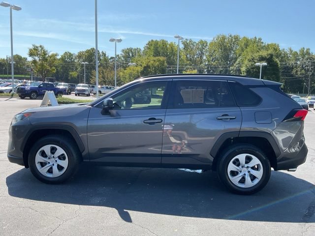 Used 2019 Toyota RAV4 LE AWD/4WD image 15