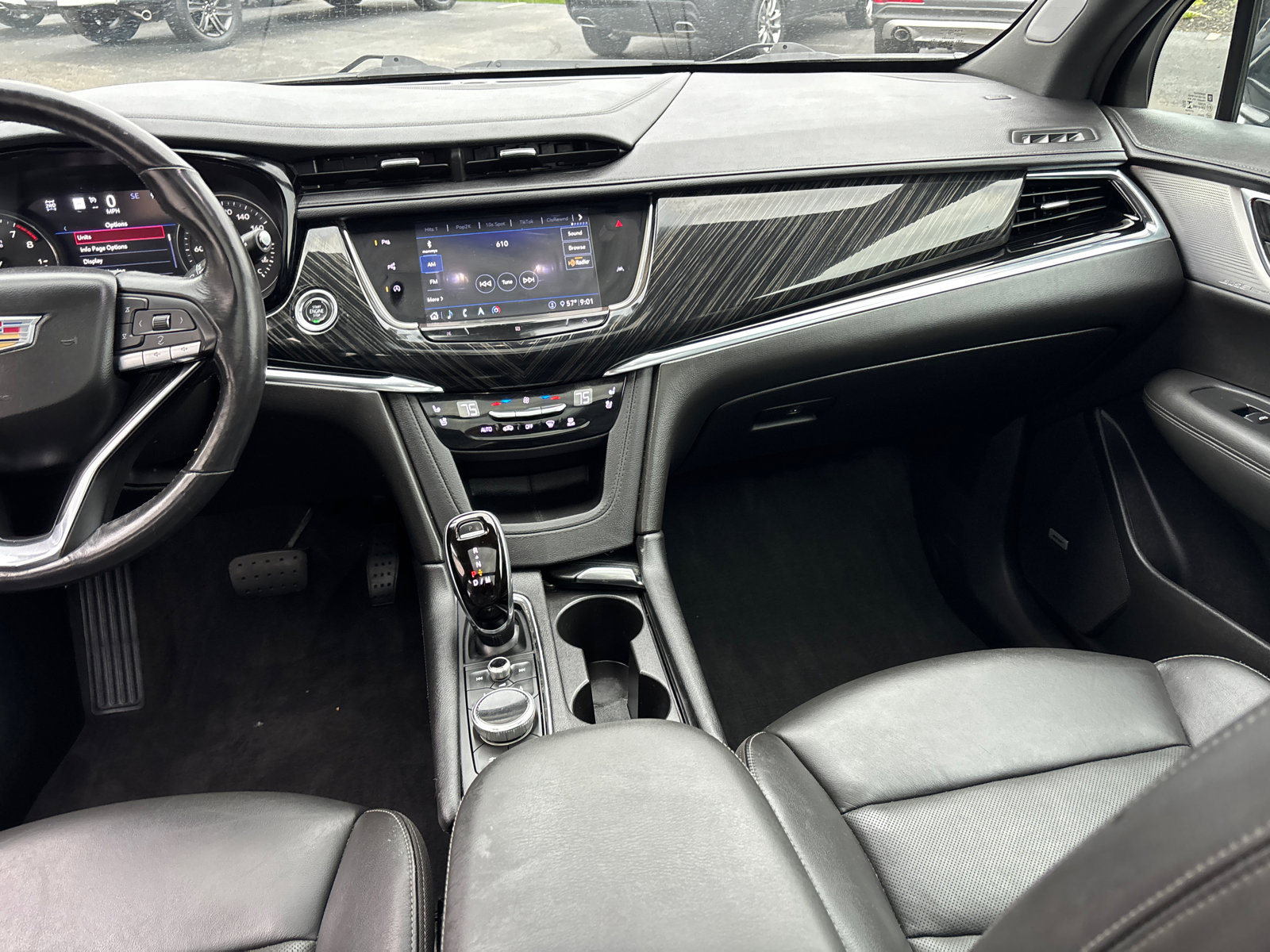 Used 2020 Cadillac XT6 Premium Luxury image 31