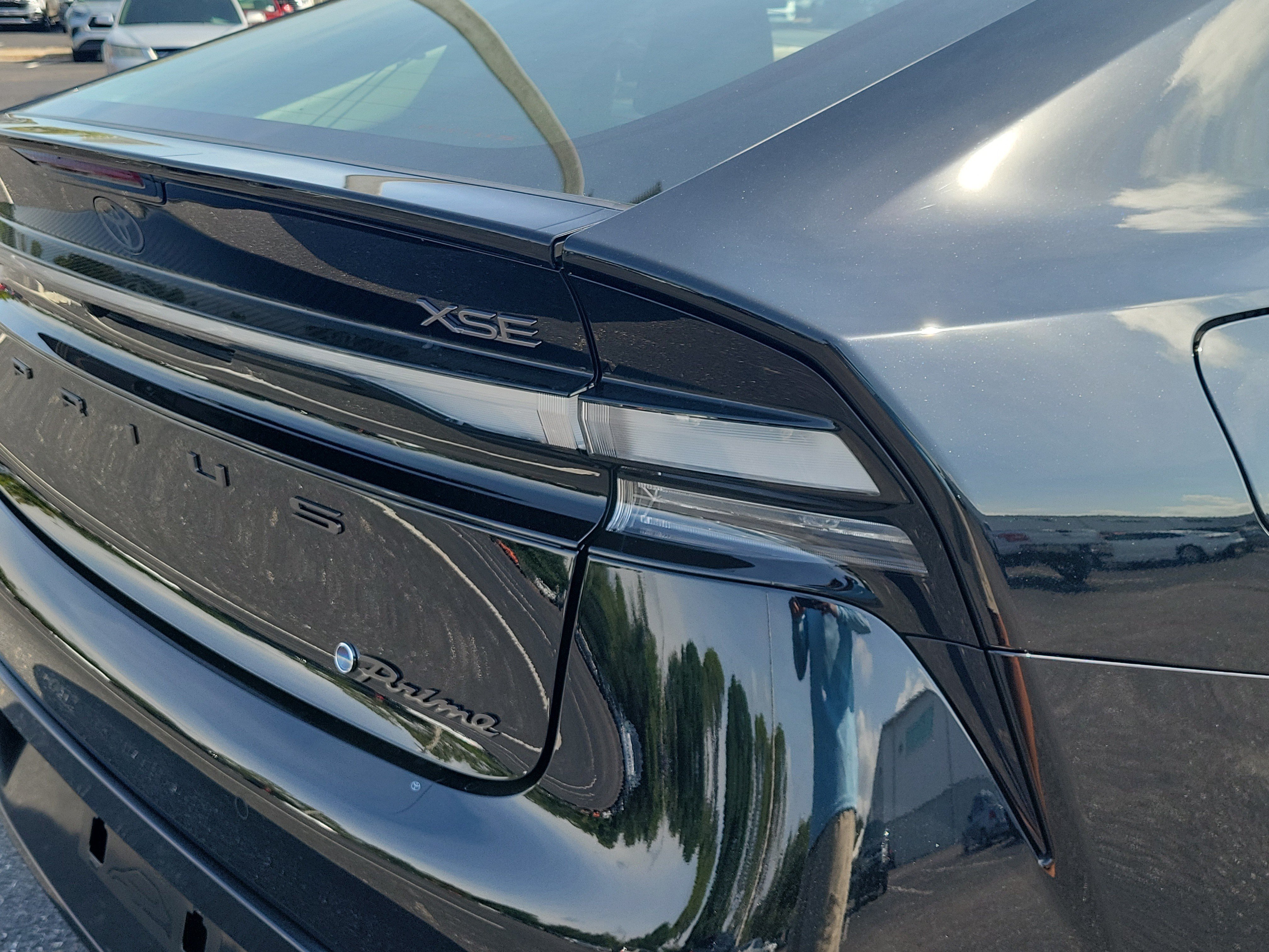 Used 2023 Toyota Prius Prime FWD image 11