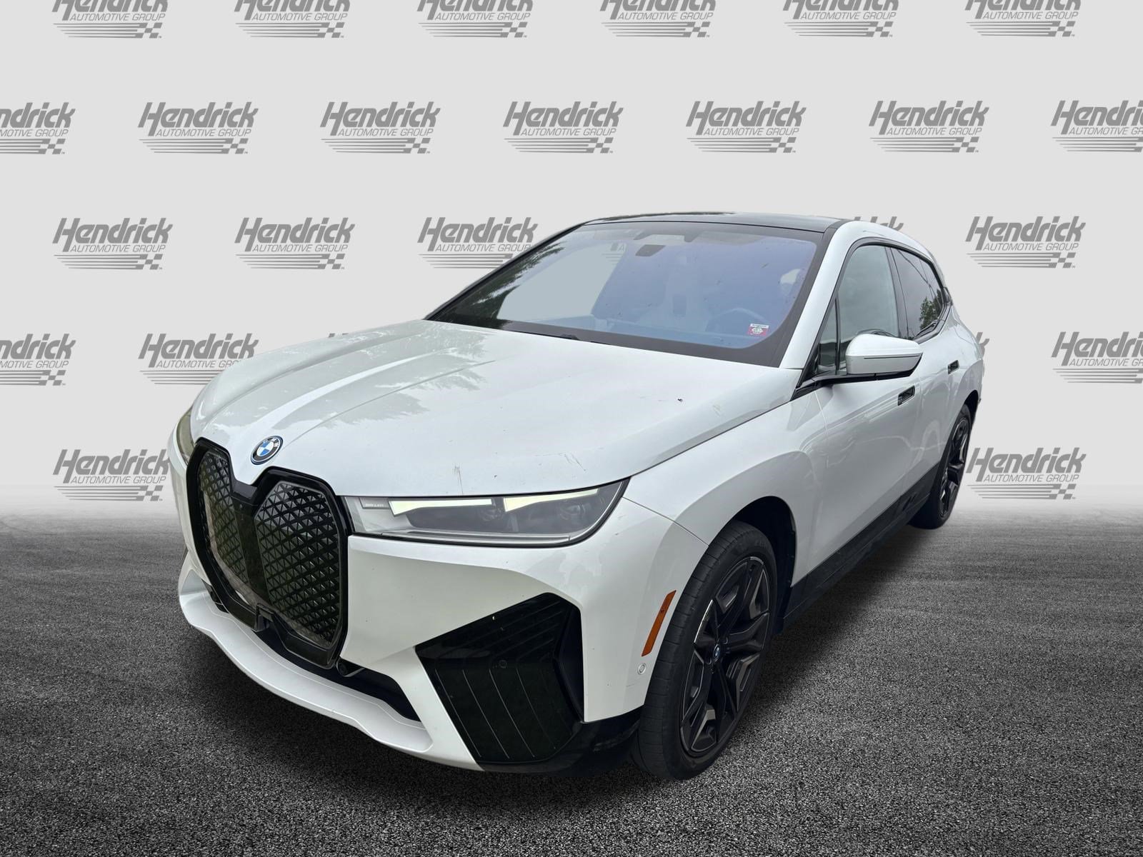 Certified 2024 BMW iX xDrive50 w/ Premium Package AWD/4WD image 9