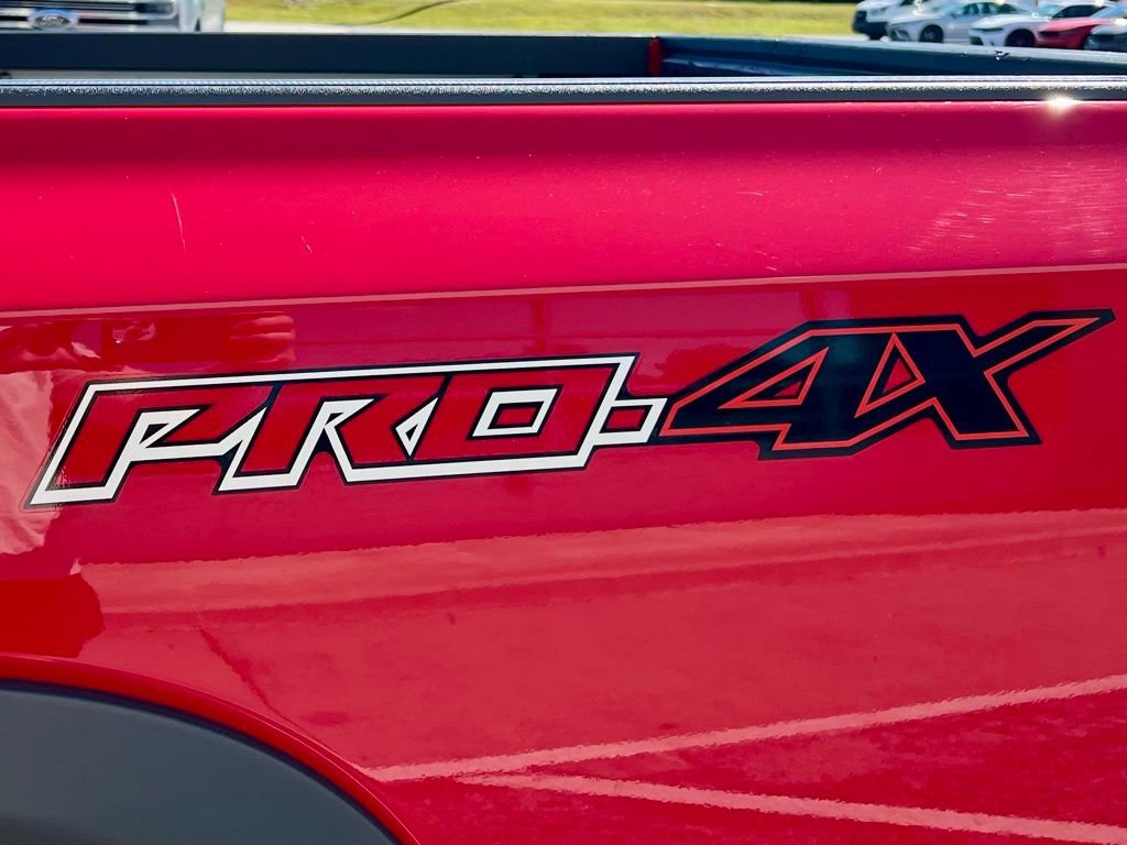 Used 2023 Nissan Frontier PRO-4X w/ Pro-4X Premium Package image 15