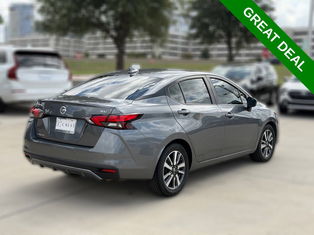 Used 2021 Nissan Versa SV FWD image 6