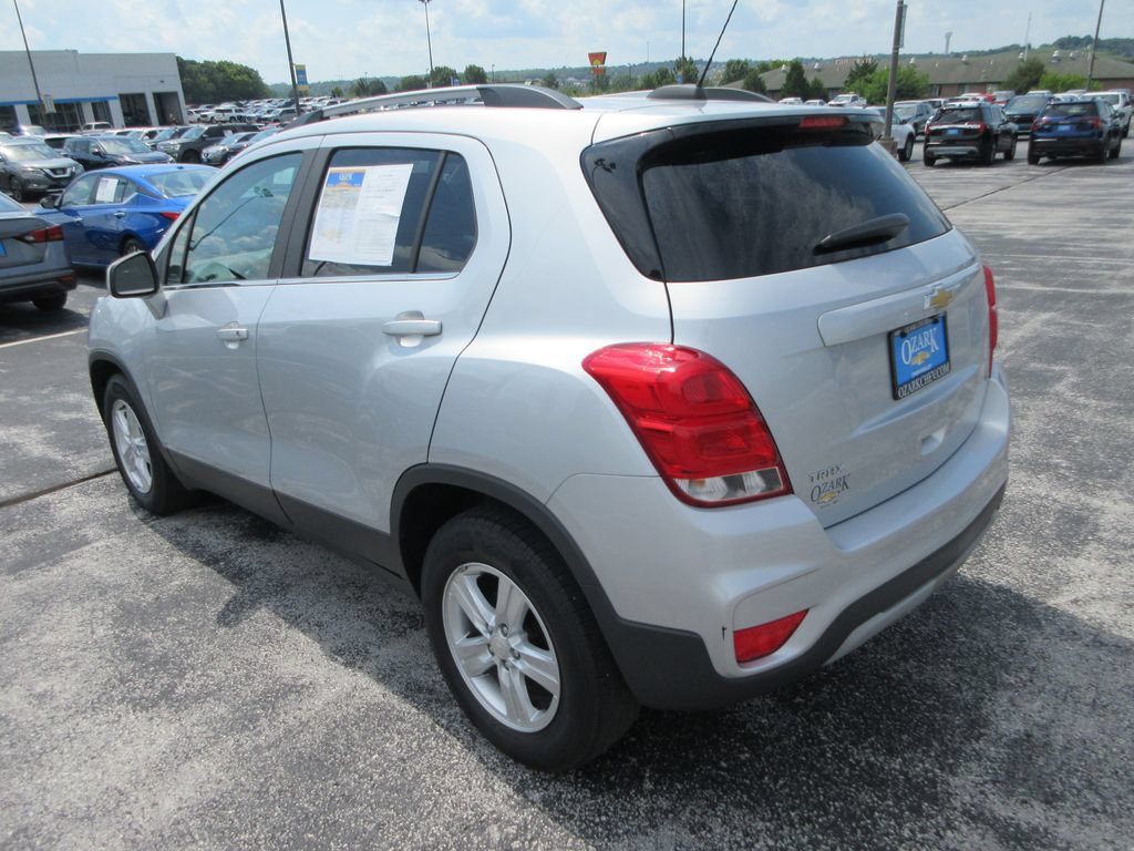 Certified 2020 Chevrolet Trax LT FWD image 3