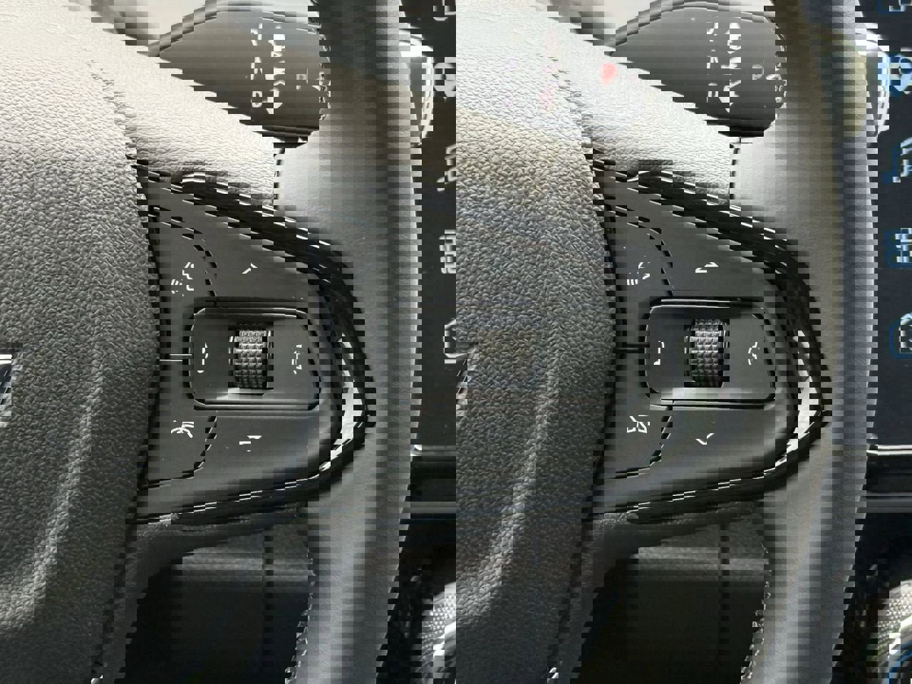 New 2027 Chevrolet Bolt LT image 14