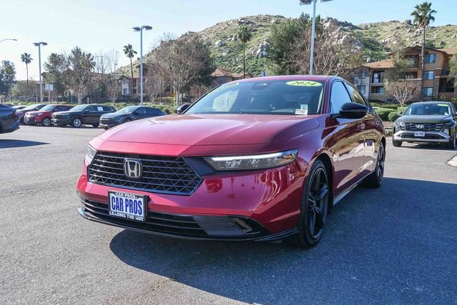 Used 2024 Honda Accord Sport image 2