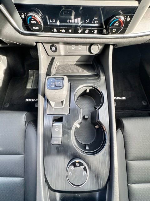 Certified 2024 Nissan Rogue SV w/ SV Premium Package AWD/4WD image 20