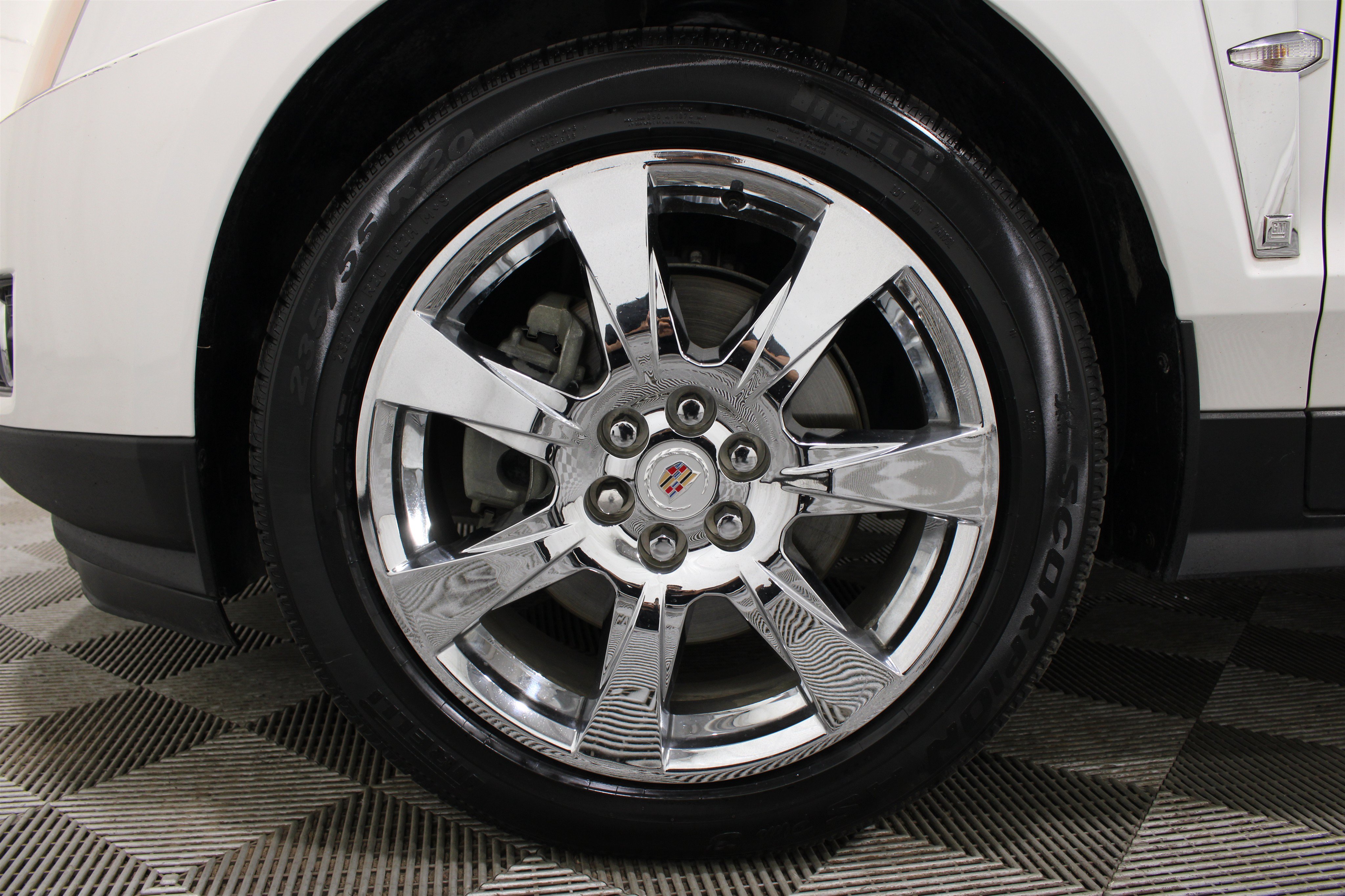 Used 2012 Cadillac SRX Performance FWD image 38