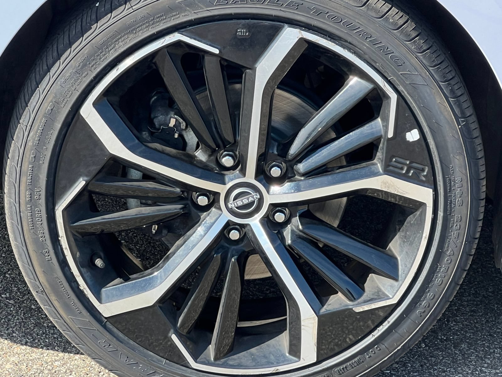 Used 2024 Nissan Altima 2.5 SR FWD image 9
