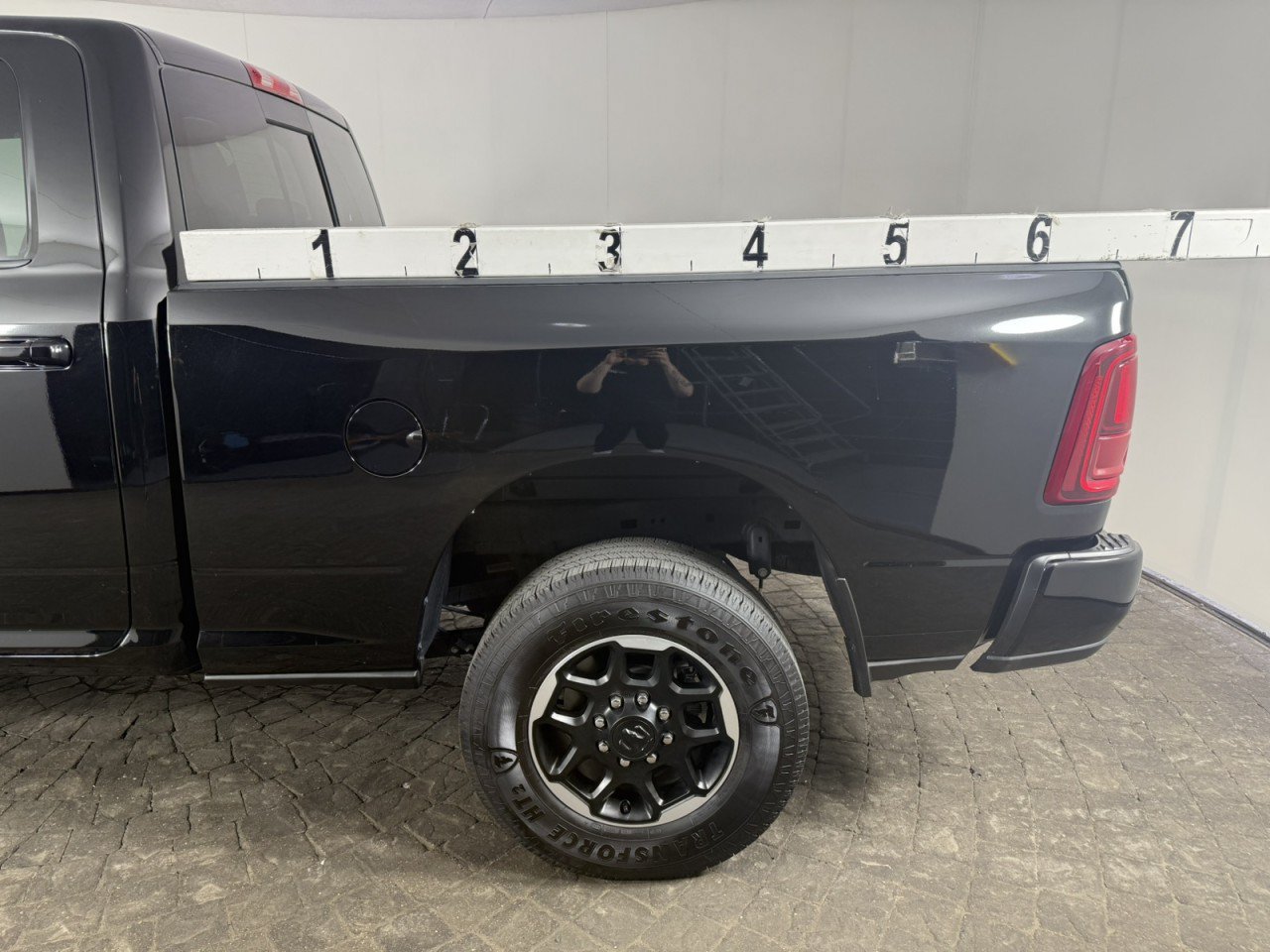Used 2026 RAM 2500 Laramie AWD/4WD image 5
