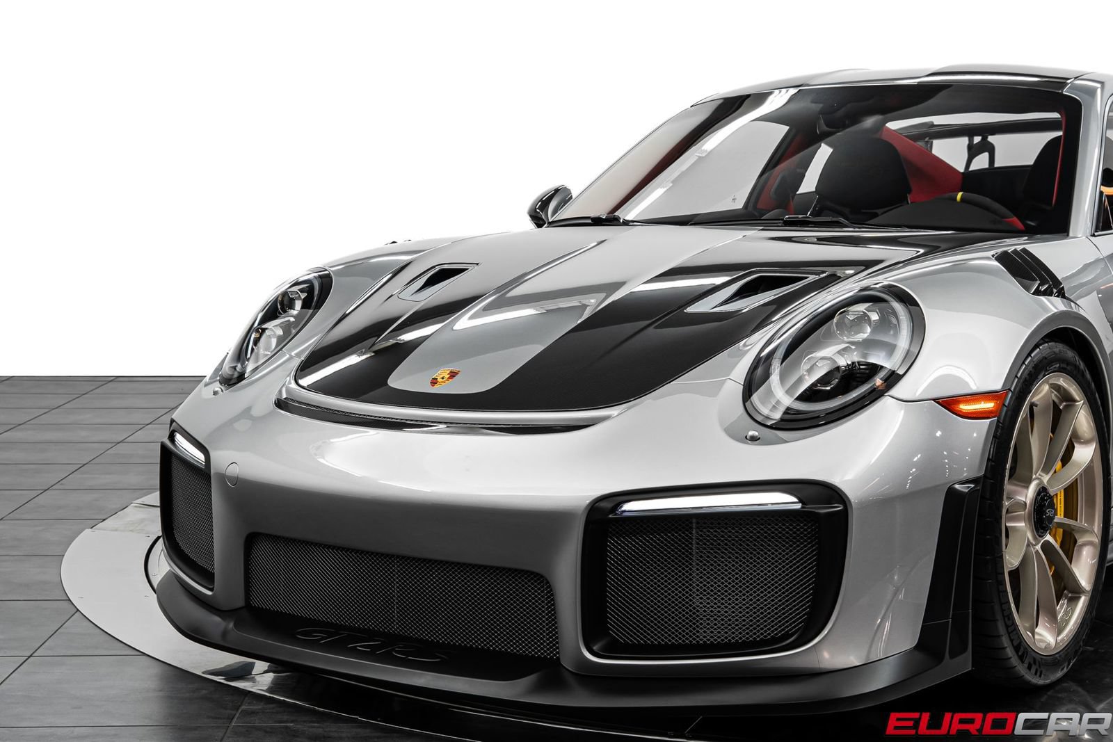 Used 2019 Porsche 911 GT2 RS RWD image 16