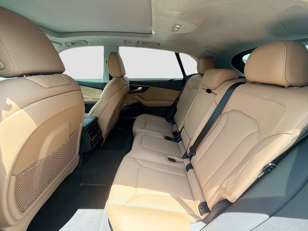 Used 2019 Audi Q8 Prestige AWD/4WD image 21