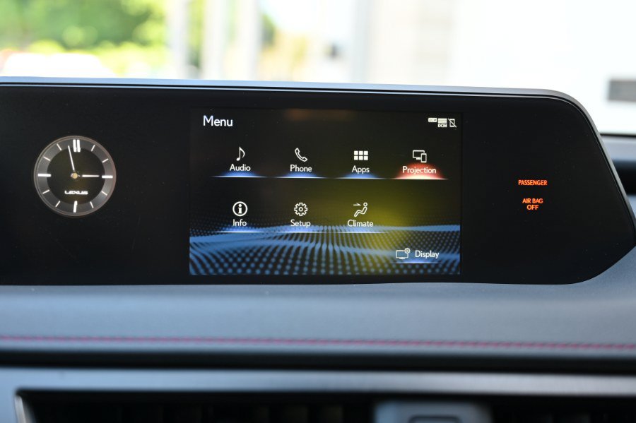 Used 2021 Lexus UX 250h F Sport w/ F Sport Premium Package AWD/4WD image 32