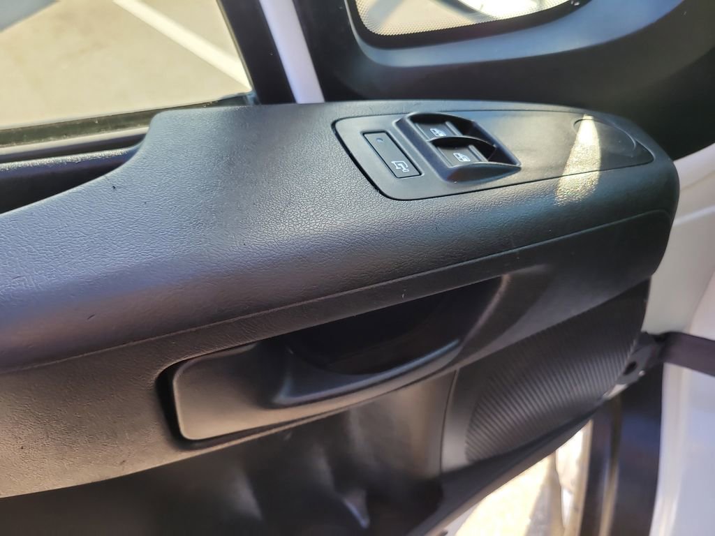 Used 2023 RAM ProMaster 2500 FWD image 18