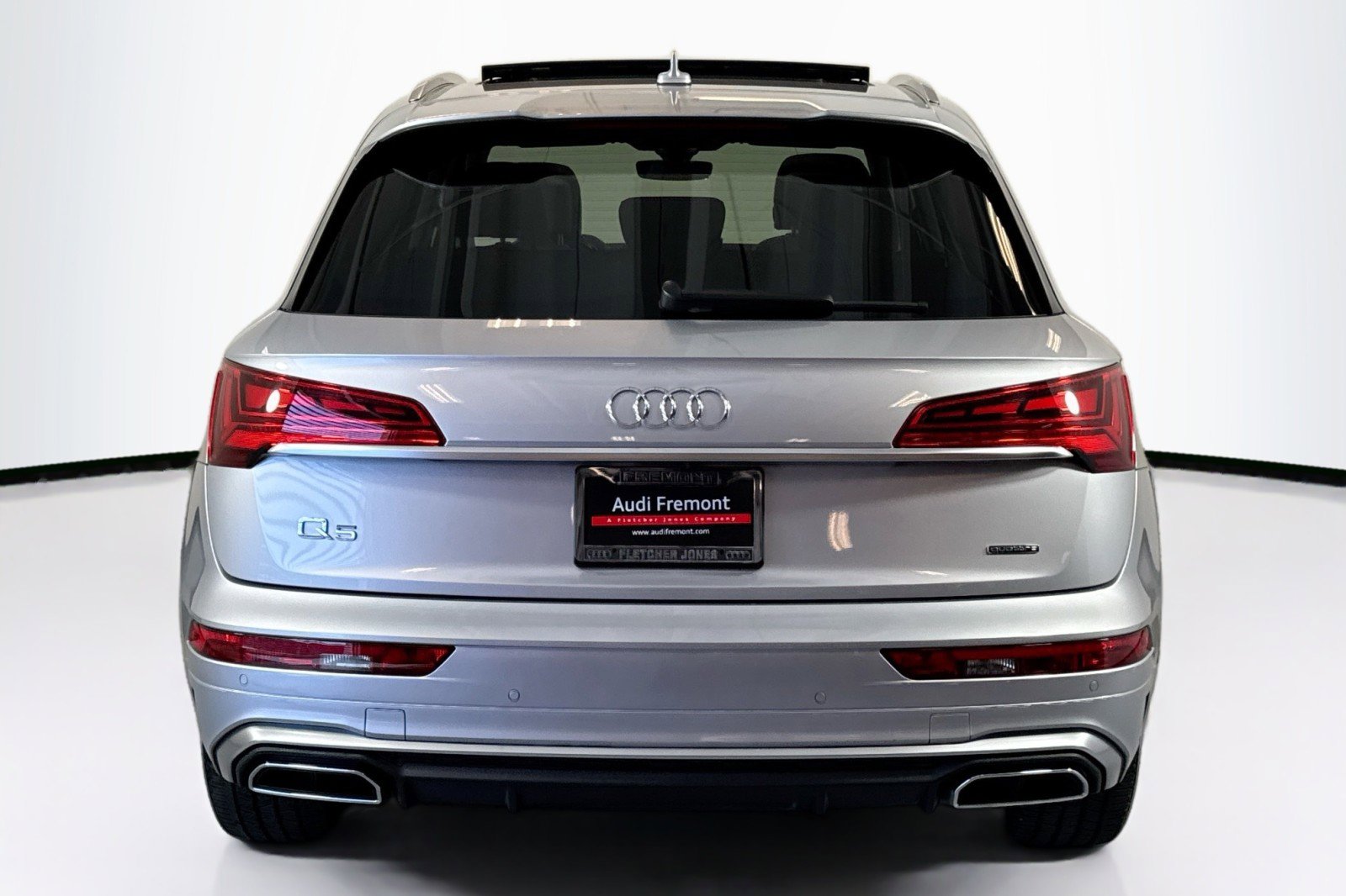 Used 2022 Audi Q5 2.0T Premium Plus w/ Premium Plus Package AWD/4WD image 6