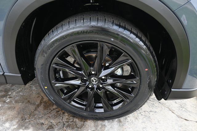 Used 2023 MAZDA CX-5 Carbon Edition image 11