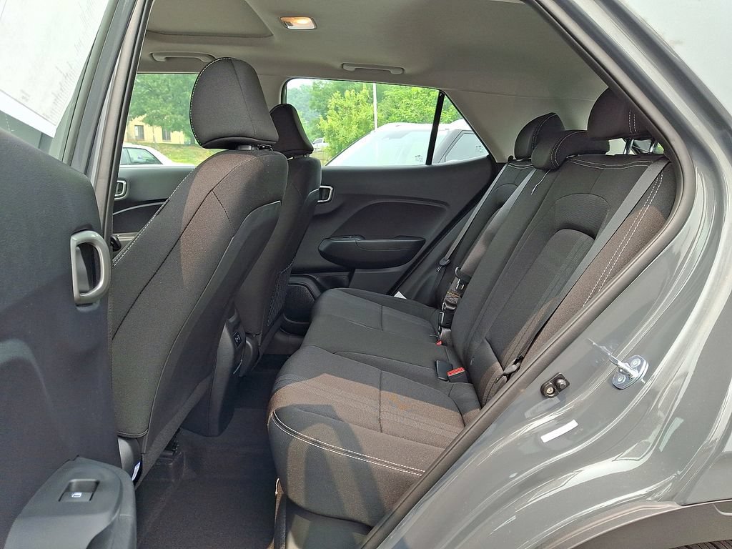 New 2026 Hyundai Venue SEL FWD image 7