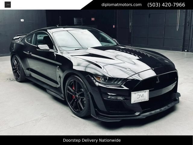 Used 2022 Ford Mustang Shelby GT500 w/ Technology Package RWD image 9