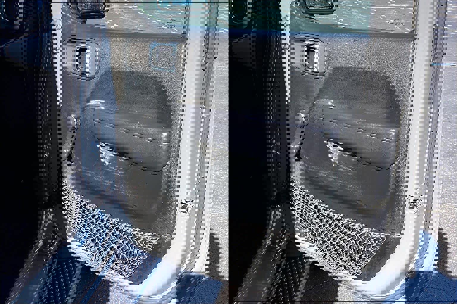 Used 2020 Jeep Wrangler Unlimited Sport image 23